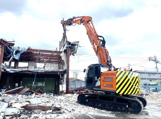 愛知県で建物の解体を行う 有限会社鈴建